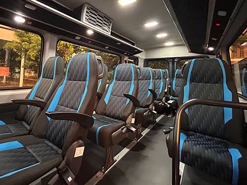 14 Seater Tempo Traveller