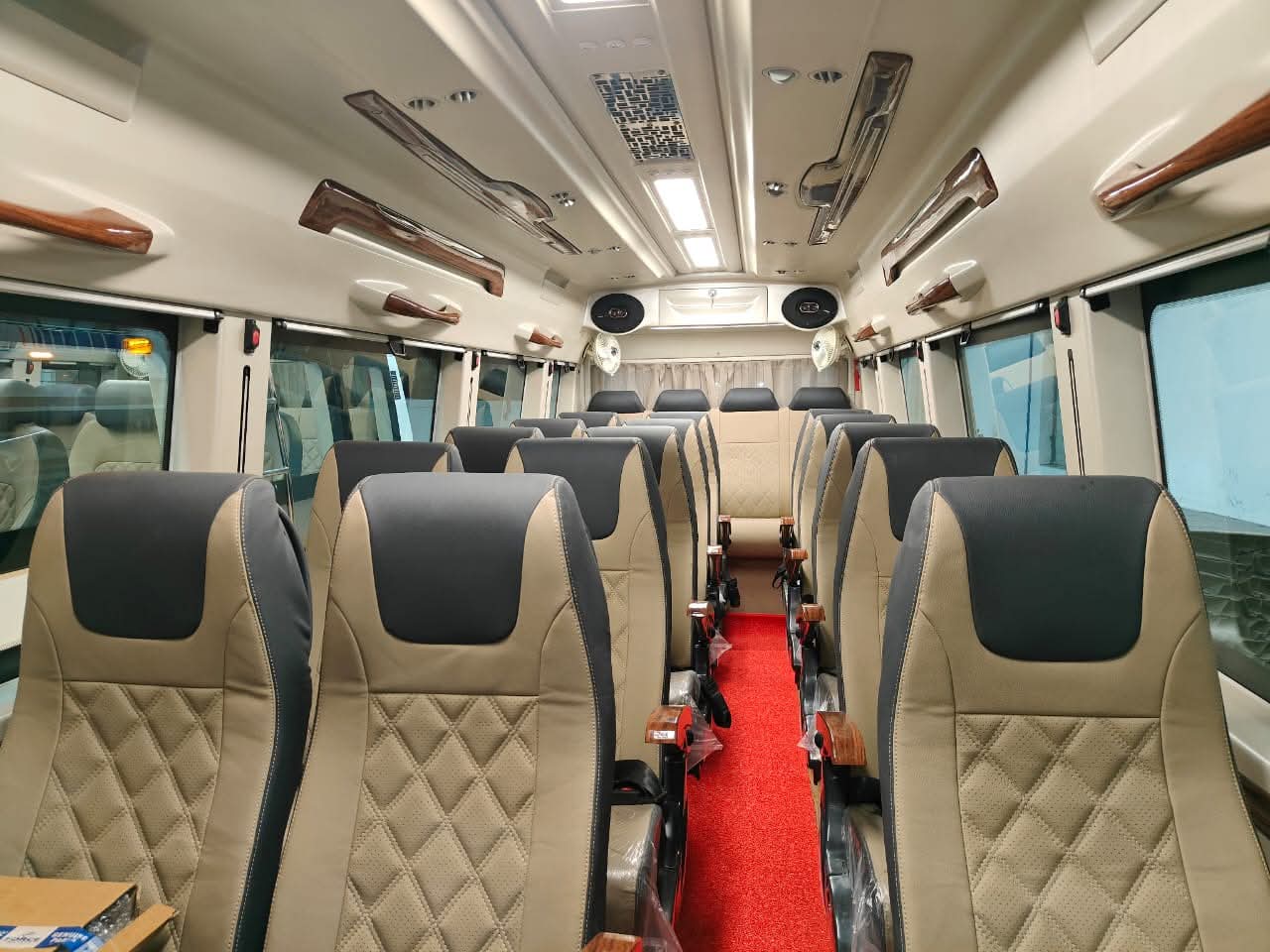 AC Tempo Traveller - Image 5